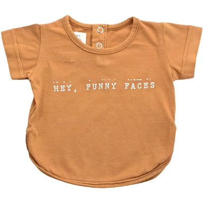 T-Shirt à manches courtes de seconde main en coton bio pour bébéde 6 mois - Vue 1